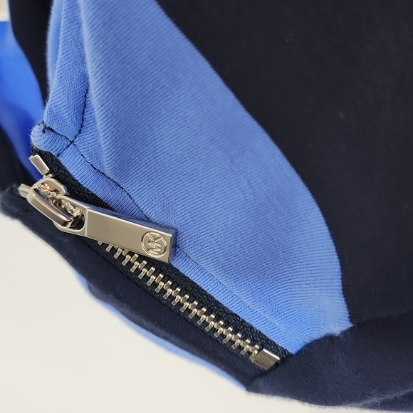 Michael Michael Kors Stripe Top Shoulder Zippers Designer Casual Popular Trendy - Picture 3 of 9